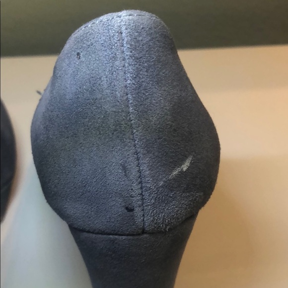 Steve Madden Gray Suede Platform Pump Heels - Picture 8 of 8